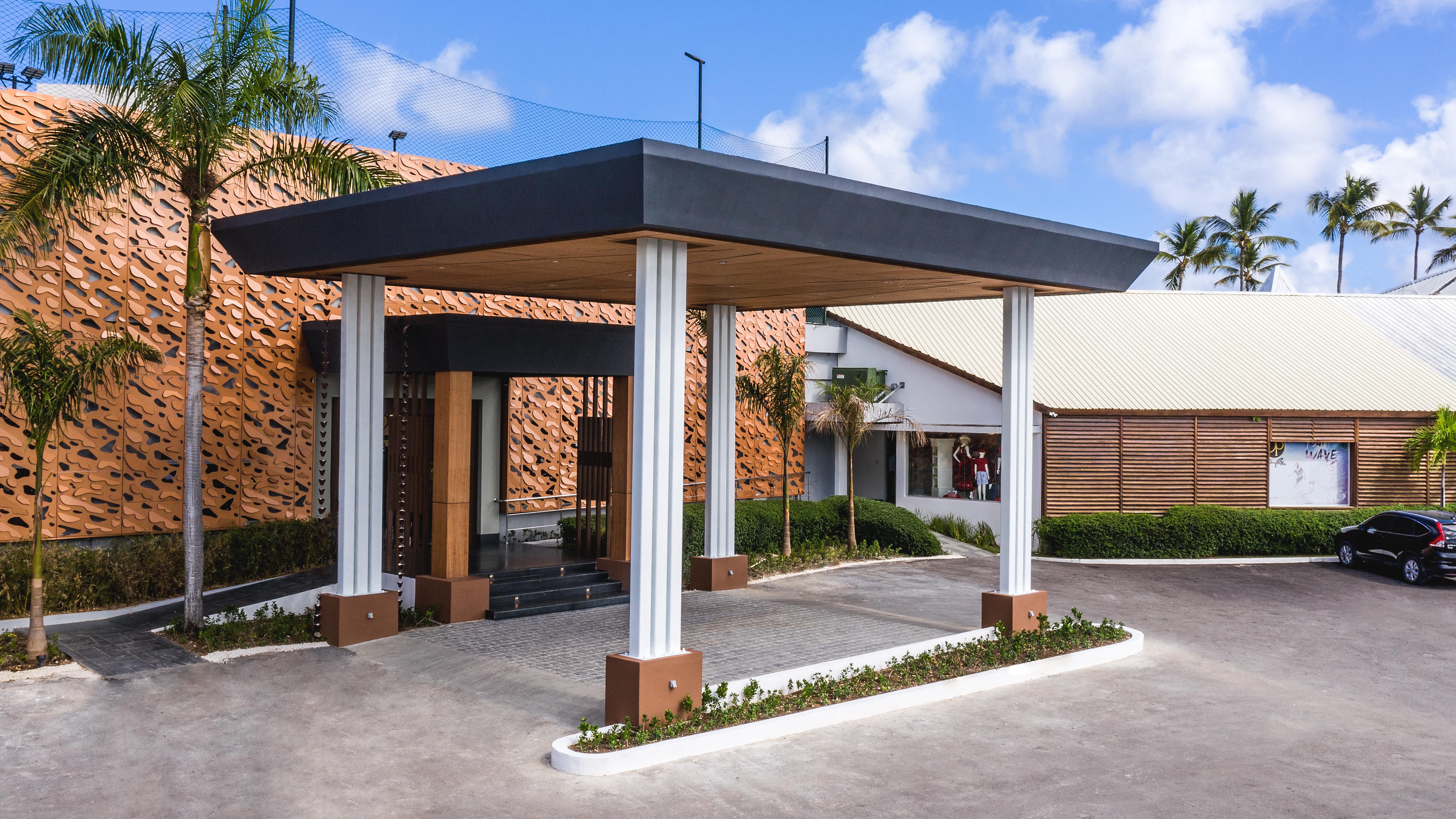 Be Live Collection Punta Cana (Adults Only) מראה חיצוני תמונה The entrance of the new terminal