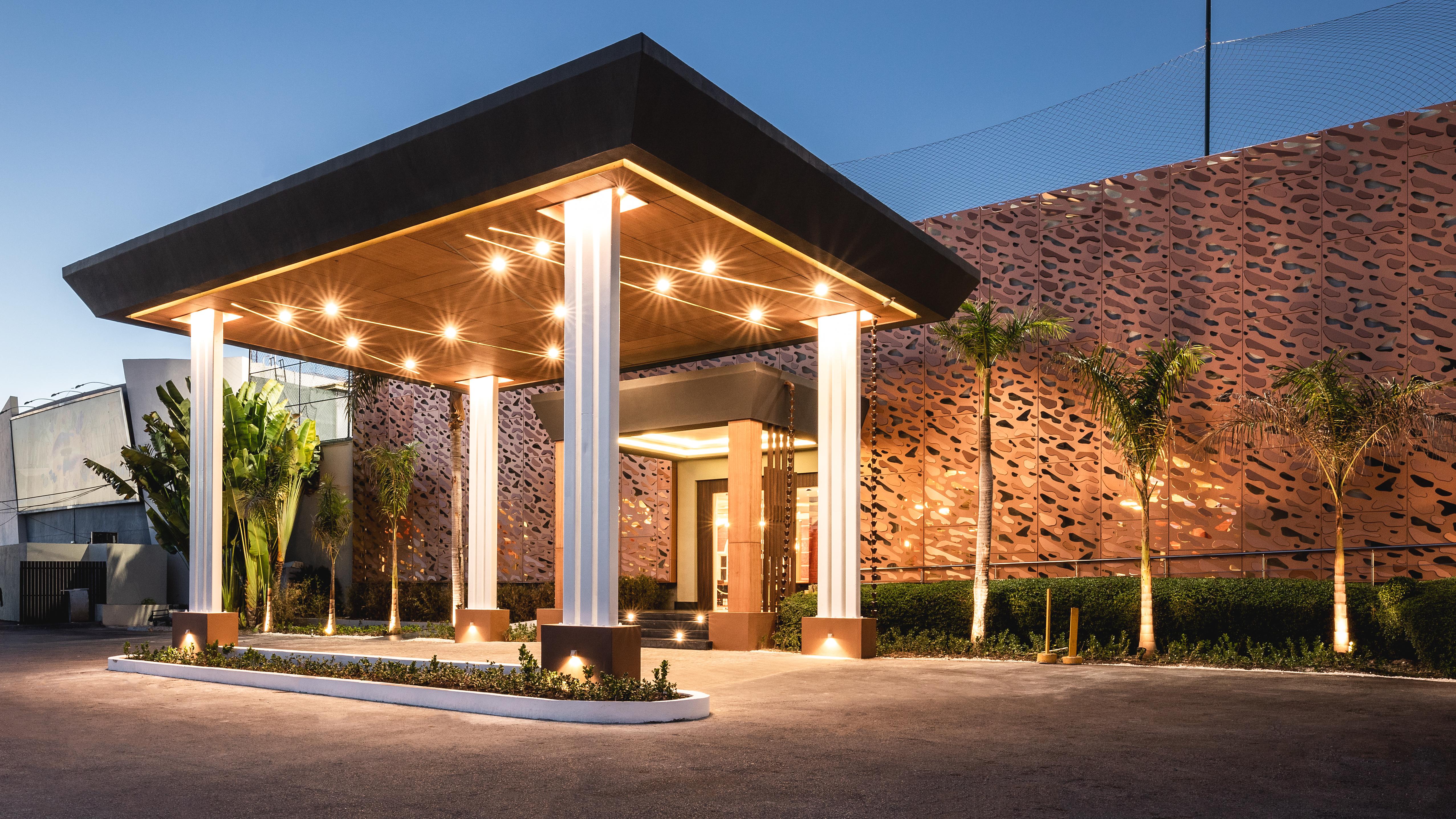 Be Live Collection Punta Cana (Adults Only) מראה חיצוני תמונה The entrance of the hotel
